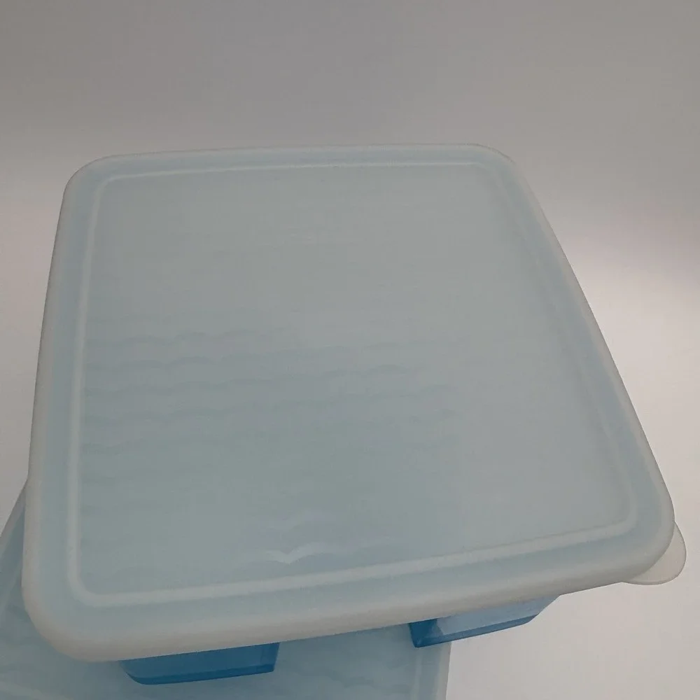 Set Of 2 Tupperware Fridge‎ Smart Vented Produce Storage Container Blue 4.5 Cup